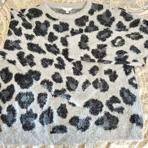 Time and Tru Black and White Fuzzy Sweater